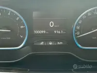 Usata Peugeot 2008 82 CV (60 kW) 2017 Bianco SUV