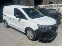 Usata Nissan Townstar 131 CV (96 kW) 2023 Bianco Furgone