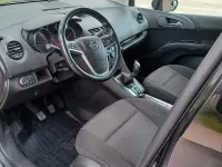 Usata Opel Meriva Cosmo 95 CV (69 kW) 2011 Nero Monovolume