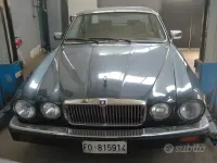 Usata Jaguar XJ Sovereign 199 CV (146 kW) 1993 Verde Berlina