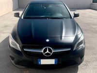 usata Mercedes 200 CLA CoupéCDI - 2015 nero opaco