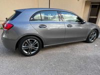 Usata Mercedes A180 Business 116 CV (85 kW) 2019 Grigio Berlina