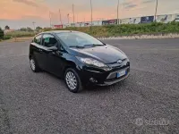 Usata Ford Fiesta Titanium 68 CV (50 kW) 2011 Nero Berlina