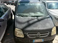 Usata Opel Agila 75 CV (55 kW) 2003 Nero Monovolume
