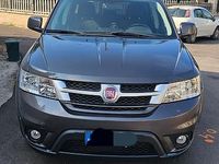 Usata Fiat Freemont 140 CV (102 kW) 2013 Marrone SUV