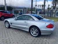 Usata Mercedes SL350 244 CV (179 kW) 2003 Grigio Cabrio