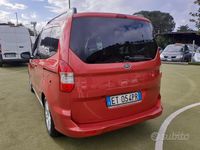Usata Ford Transit 76 CV (55 kW) 2014 Rosso Furgone