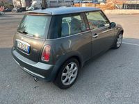 Usata Mini Cooper 122 CV (89 kW) 2005 Grigio Utilitaria