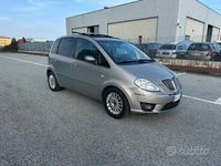 Usata Lancia Musa 95 CV (69 kW) 2008 Grigio Monovolume