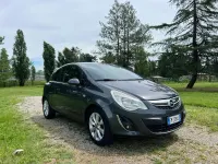 Usata Opel Corsa 86 CV (63 kW) 2012 Grigio Utilitaria