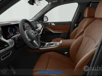 Nuova BMW X7 M Sport 381 CV (280 kW) 2026 Frozen pure grey metallizzato SUV