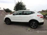 Usata Nissan Qashqai Tekna 131 CV (96 kW) 2015 Bianco SUV