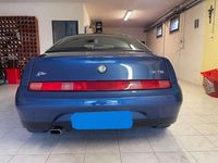 Begagnad Alfa Romeo GTV 201 HK (147 kW) 1996 Blå Sportkupé