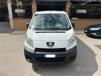 Usata Peugeot Expert 128 CV (94 kW) 2012 Bianco Furgone