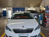 Usata Peugeot 308 Allure 120 CV (88 kW) 2016 Bianco Berlina