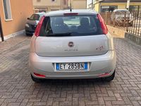 Usata Fiat Punto 69 CV (50 kW) 2014 Argento Utilitaria