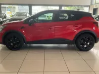 Usata Renault Captur Rive Gauche 143 CV (105 kW) 2022 Rosso SUV