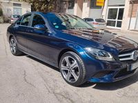 Usata Mercedes C180 Business 122 CV (89 kW) 2019 Blu Berlina