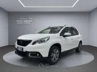 Usata Peugeot 2008 Active 82 CV (60 kW) 2017 Bianco SUV