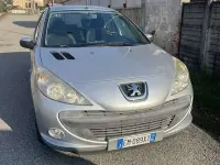 Usata Peugeot 206 60 CV (44 kW) 2012 Berlina