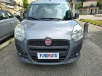 Usata Fiat Doblò Emotion 95 CV (69 kW) 2011 Grigio scuro Monovolume