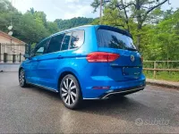Usata VW Touran R-line 116 CV (85 kW) 2018 Blu Monovolume
