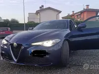 Usata Alfa Romeo Giulia Business 136 CV (100 kW) 2018 Bluazzurro Berlina