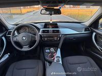 Usata BMW 318 Advantage 150 CV (110 kW) 2015 Grigio Berlina