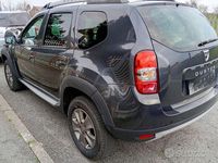 Usata Dacia Duster 110 CV (80 kW) 2014 Grigio SUV