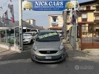 Usata Kia Venga LX 90 CV (66 kW) 2011 Marrone Utilitaria