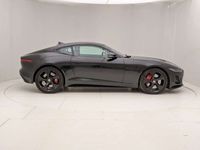 Usata Jaguar F-Type R-Dynamic 301 CV (221 kW) 2022 Nero Coupé