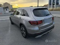 Usata Mercedes GLC220 Premium 194 CV (142 kW) 2021 Grigio SUV