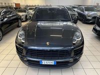 Usata Porsche Macan 252 CV (185 kW) 2018 Grigio agata SUV