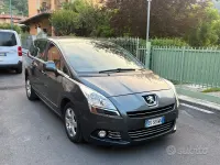 Usata Peugeot 5008 Active 150 CV (110 kW) 2012 Grigio Monovolume