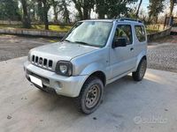 Usata Suzuki Jimny 82 CV (60 kW) 2001 Grigio SUV
