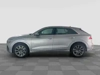 Usata Audi Q8 Sport 286 CV (210 kW) 2020 Argento floret SUV