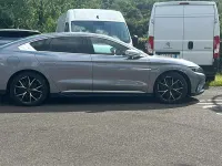 Usata BYD Han 130 kW (177 CV) 2024 Argento Berlina