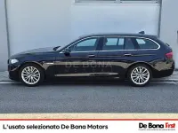 Usata BMW 525 Luxury Line 218 CV (160 kW) 2014 Azzurro Station wagon