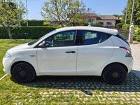 Usata Lancia Ypsilon 69 CV (50 kW) 2019 Bianco Utilitaria