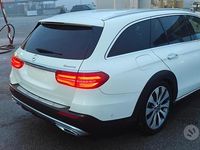 Usata Mercedes E220 All-Terrain 194 CV (142 kW) 2018 Bianco Station wagon