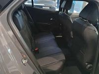 Nuova Peugeot e-2008 Allure 114 kW (156 CV) 2025 Grigio SUV