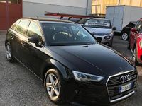 Usado Audi A3 190 CV (139 kW) 2019 Negro Berlina
