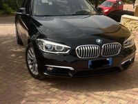 Usata BMW 118 Efficient Dynamics 150 CV (110 kW) 2019 Nero Utilitaria