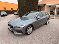 Usata Volvo V60 Business Edition 150 CV (110 kW) 2020 Grigio Station wagon