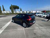 Usata Volvo XC40 Momentum 129 CV (94 kW) 2020 Nero SUV