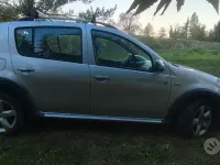 Usata Dacia Sandero Stepway 88 CV (64 kW) 2011 Grigio Berlina