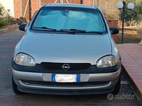 Usata Opel Corsa 54 CV (39 kW) 1999 Grigio Utilitaria