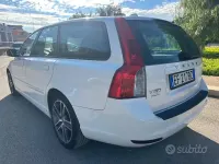 Usata Volvo V50 115 CV (84 kW) 2010 Bianco Station wagon