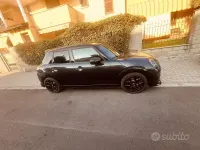 Usata Mini John Cooper Works 156 CV (114 kW) 2025 Nero Utilitaria