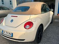 Usata VW New Beetle 105 CV (77 kW) 2009 Utilitaria